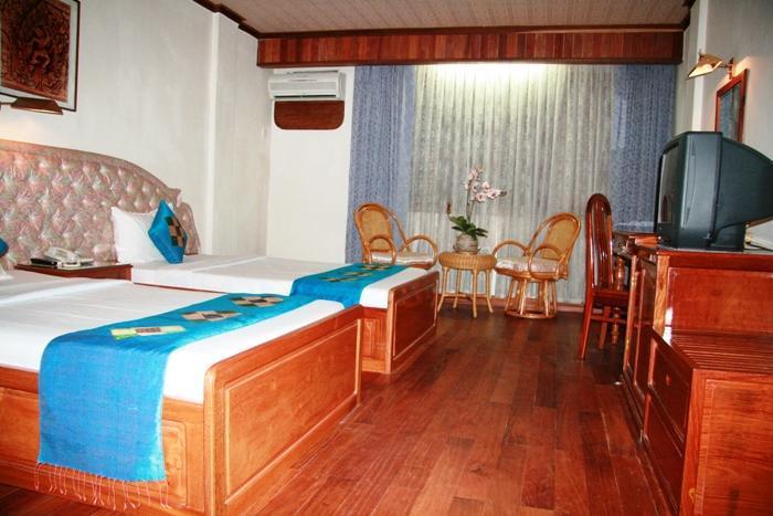 Ta Prohm & Hotel