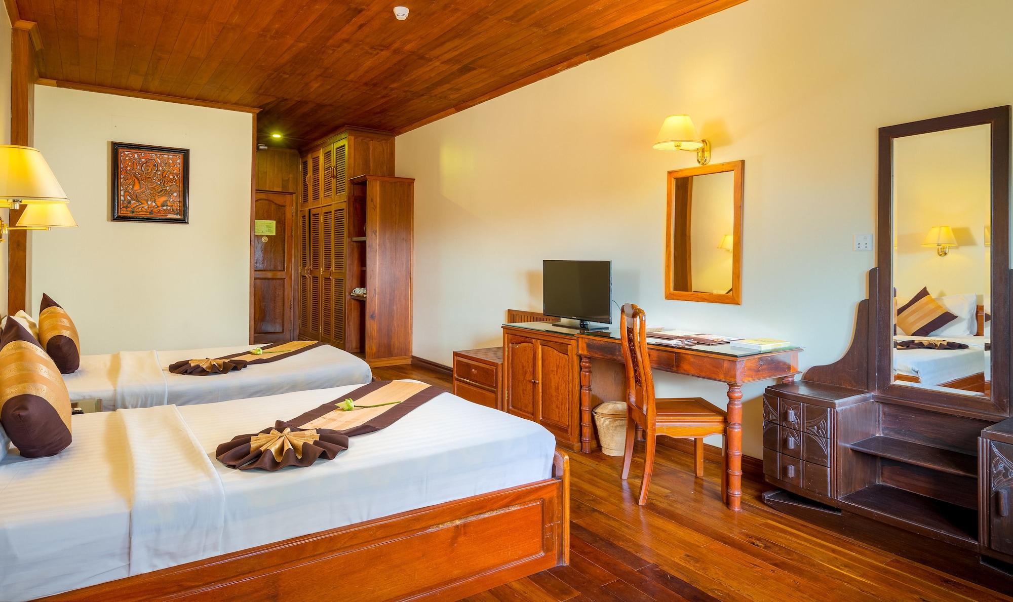 Hotel Ta Prohm & 4*