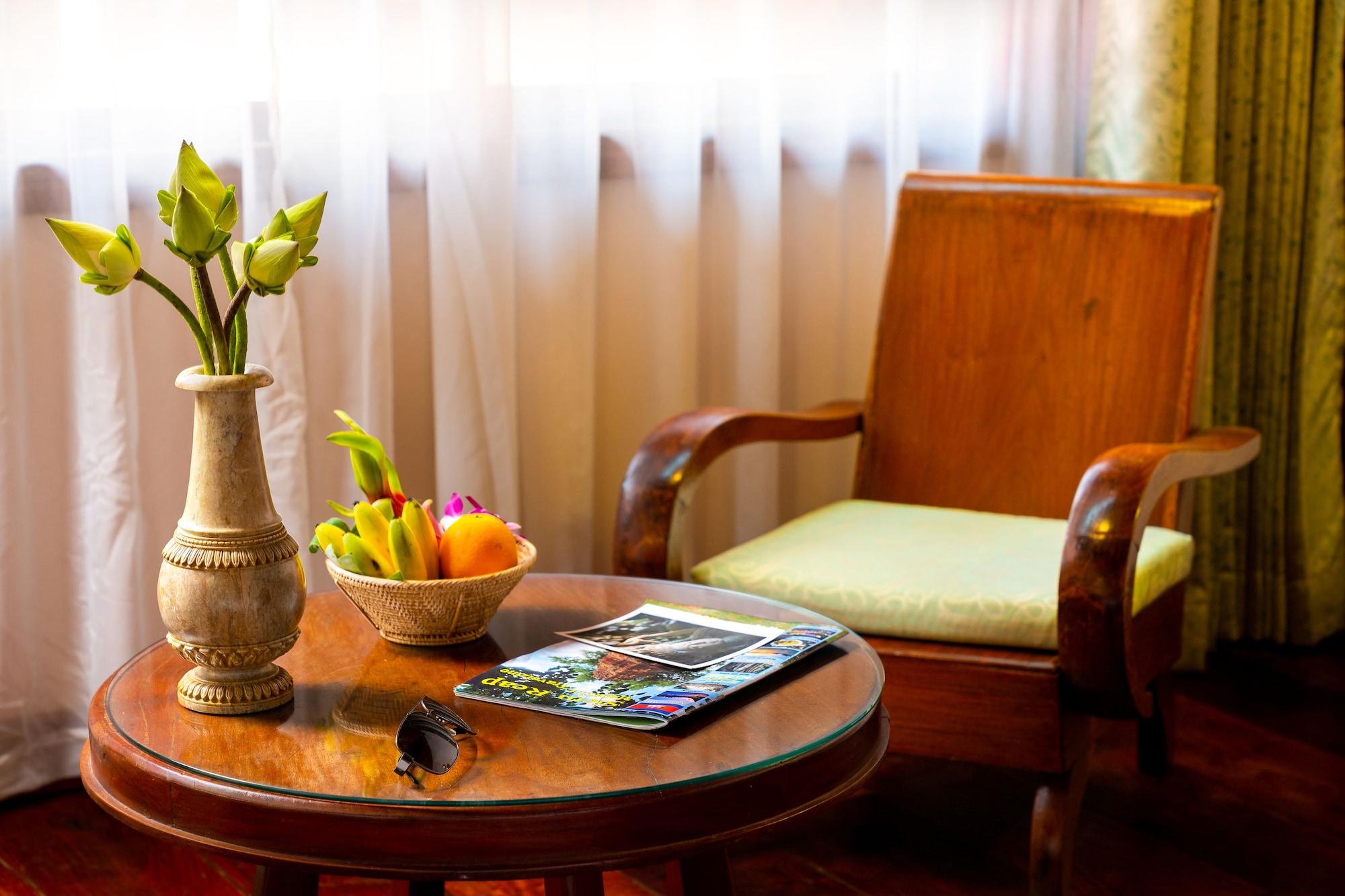 Hotel Ta Prohm & 4*